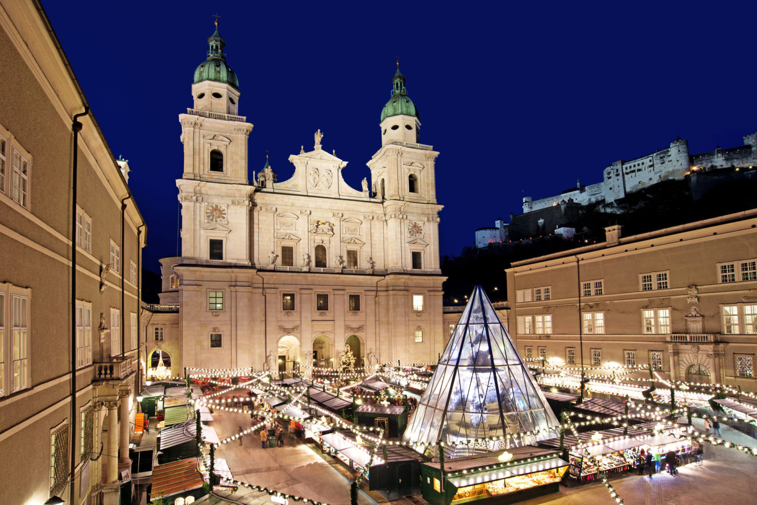 Salzburger Christkindlmarkt Dom Residenzplatz