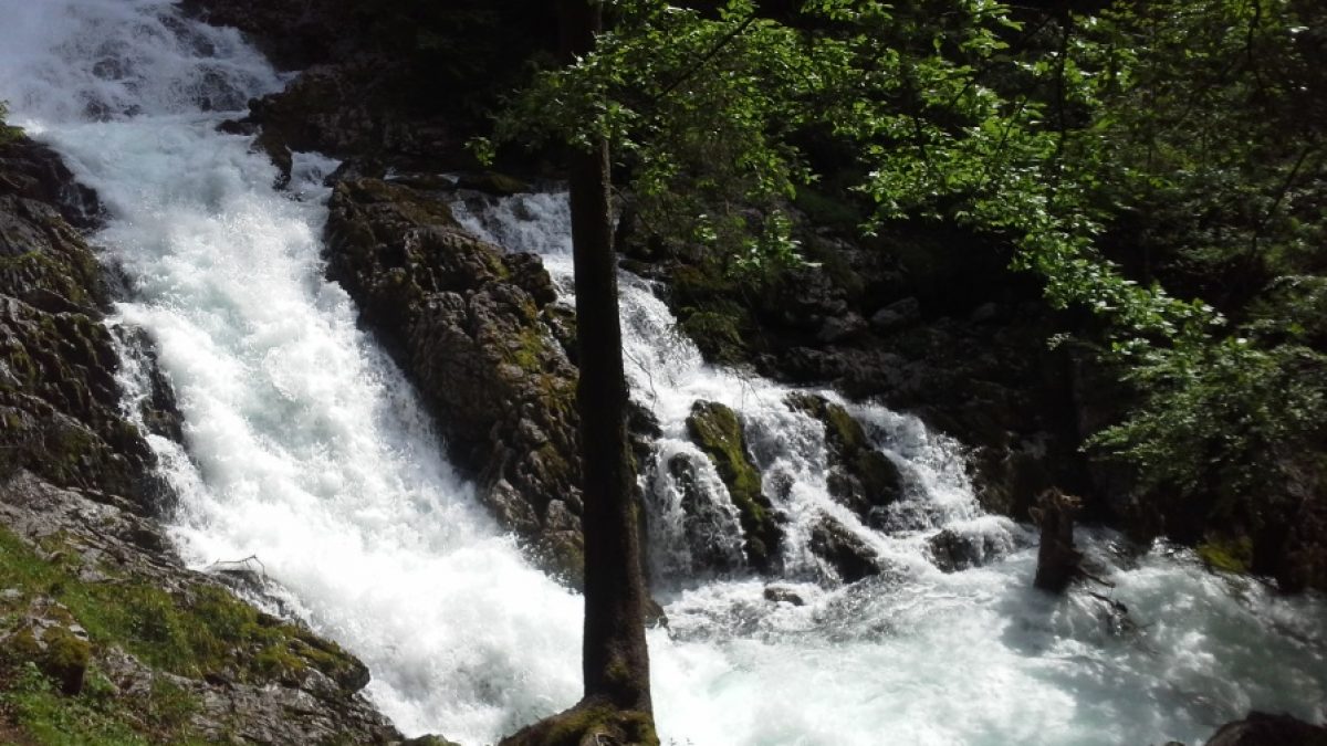 Familienausflug Zum Magischen Wasserfall Salzburgerland Magazin