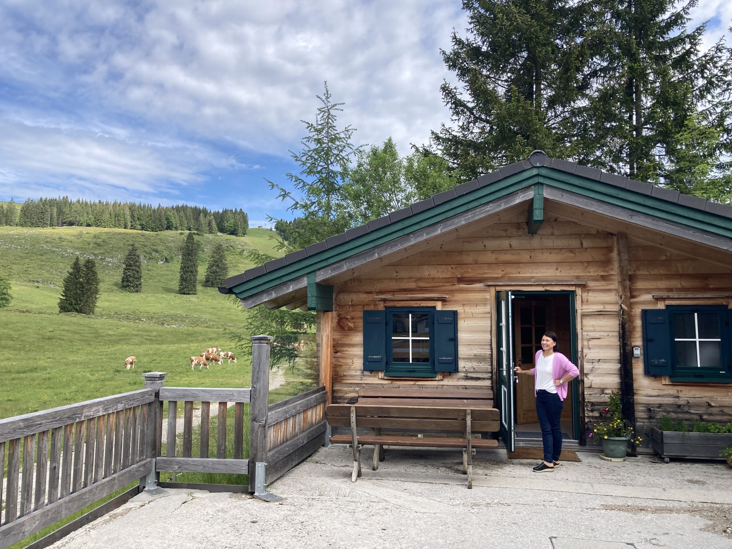 Die Postalm-Lodge ist ein kleines ...